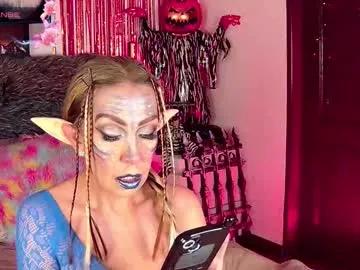 Freechat evelynagrey on Chaturbate