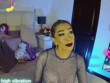 Freechat evelynagrey on Chaturbate