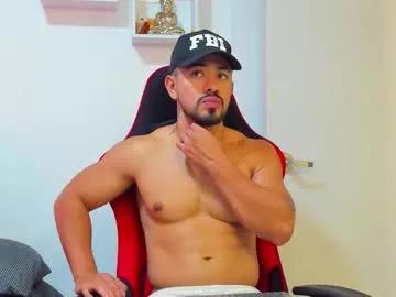 ezzio_scolaro on Chaturbate 