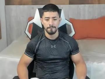 ezzio_scolaro on Chaturbate 