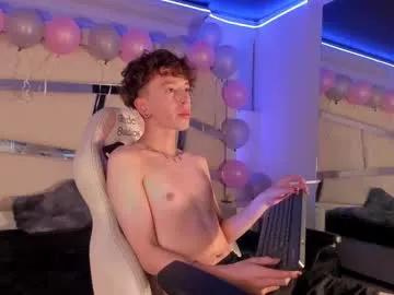 genesis_ask — goal: cum show [1002 tokens remaining] #braces  #smoke   #18  #gay #twink