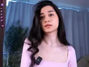 goldygrillz — Goal: Air kiss #bigass #latina #young #18 #natural [25 tokens remaining]