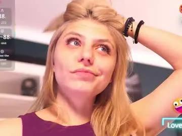 Freechat idontlikeguccibelts on Chaturbate