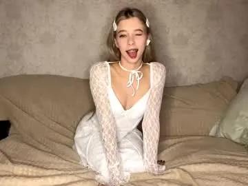 Freechat kaeliascorch on Chaturbate