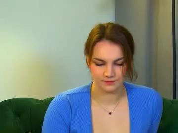 Away karenclarks on Chaturbate