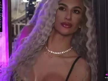 Freechat karlabart on Chaturbate