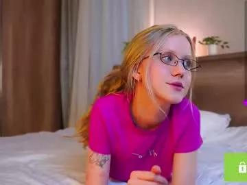 Freechat lanisun on Chaturbate