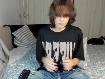 lazydarkknight on Chaturbate