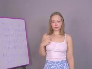 lilahhn — Goal: Take off straps of top and massage boobs with cream Hey Guys <3 Im Sofi and #new #cute #18 yo girl with #bigboobs and #shy for first time here [41 tokens remaining]