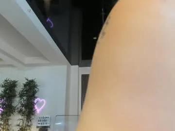 Freechat lisaakira on Chaturbate