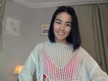 Freechat lora_lifelover on Chaturbate