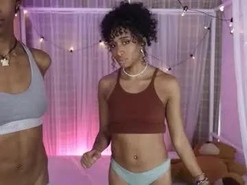 Freechat lynx_sun__ on Chaturbate