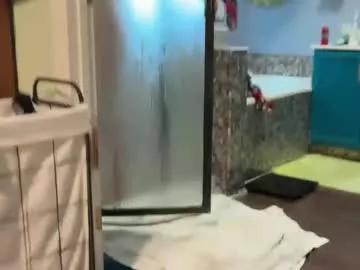 Freechat matchingtracksuits on Chaturbate