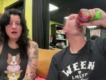 Freechat matchingtracksuits on Chaturbate