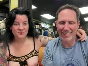 Freechat matchingtracksuits on Chaturbate