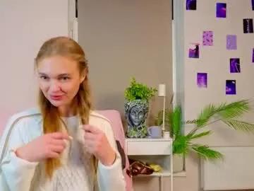 Freechat moirawenzinger on Chaturbate