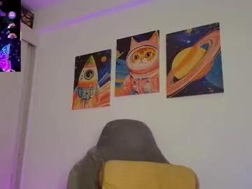 nix_taylor — GOAL: Oily tits [99 tokens remaining] Welcome to my room!  #ebony #bigass #latina #natural #braces 