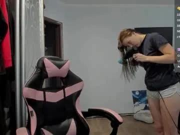 Freechat playful_mary on Chaturbate