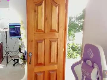 Freechat sofia_gold_ on Chaturbate