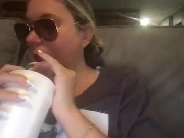 Freechat texas_blonde on Chaturbate