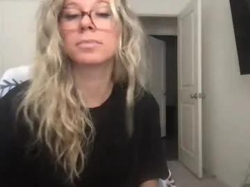 Freechat texas_blonde on Chaturbate