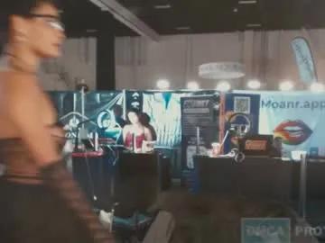 tiannarae — change and add lush #sexy #milf #nipples #sexy [2000 tokens remaining]