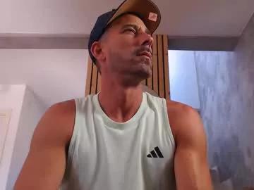 Freechat tinoclandestino on Chaturbate