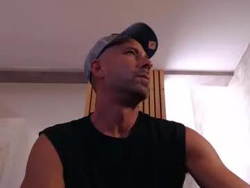 Freechat tinoclandestino on Chaturbate