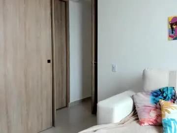 Chaturbate valerie777moonrise is Freechat valerie777moonrise — #latina #natural #cute #bush #pvt