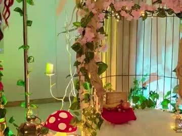 Freechat violettcastel on Chaturbate