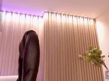 Freechat violettcastel on Chaturbate
