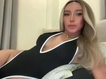 Freechat yourlovingpearlita1000 on Chaturbate