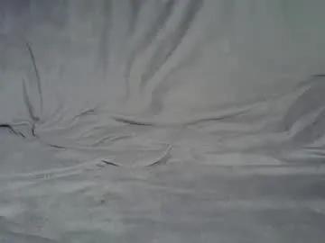 Freechat yourtamaitresse on Chaturbate