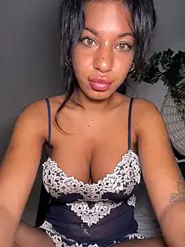 AlyssaHottv_ on StripChat