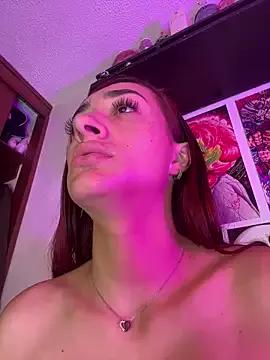 Freechat ariiel_ on StripChat