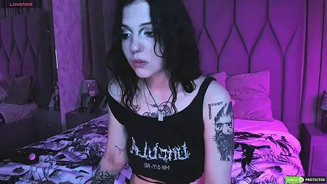 ArlineCarroll — oil on boobs + ride a pilloy