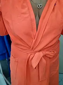 Barbarella86 on StripChat