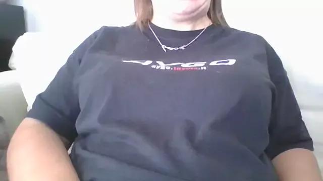 Barbarella86 on StripChat