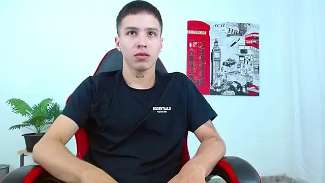 Group Cumandres18 on StripChat