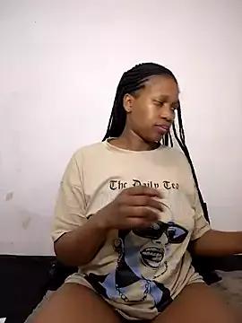 Freechat Curvy_sluty on StripChat