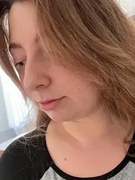 Private curvyflawless on StripChat