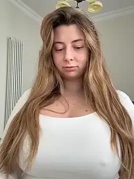 Private curvyflawless on StripChat