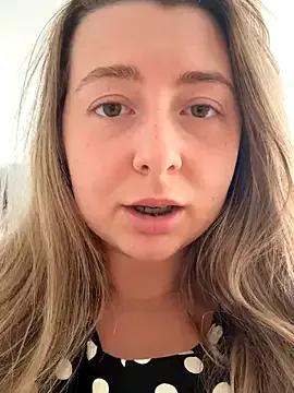 Private curvyflawless on StripChat