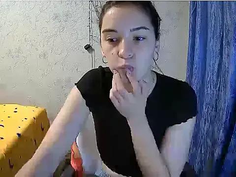 StripChat Darsy_Jex is Freechat Darsy_Jex — massage my tits