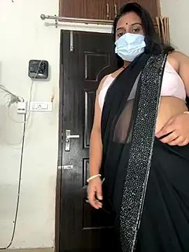 Freechat Dolly_bae_ on StripChat