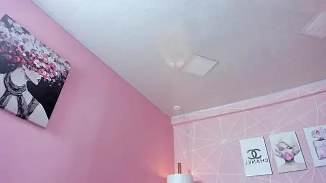 dolly_zoe — please goddess, cream over your boobs 