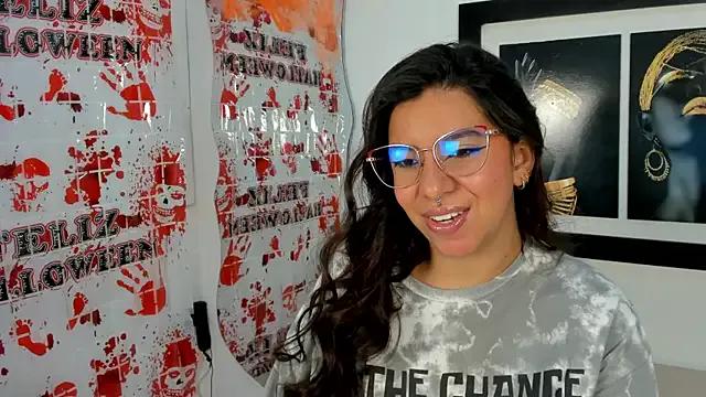 emilyy_cooperr on StripChat