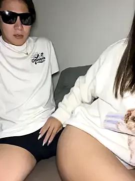 Group erokami36 on StripChat