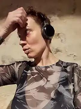 StripChat Exhibitionsplit is Freechat Exhibitionsplit — Kinky house wifeSQUIRT