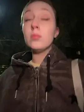 Freechat FroggyAnna on StripChat